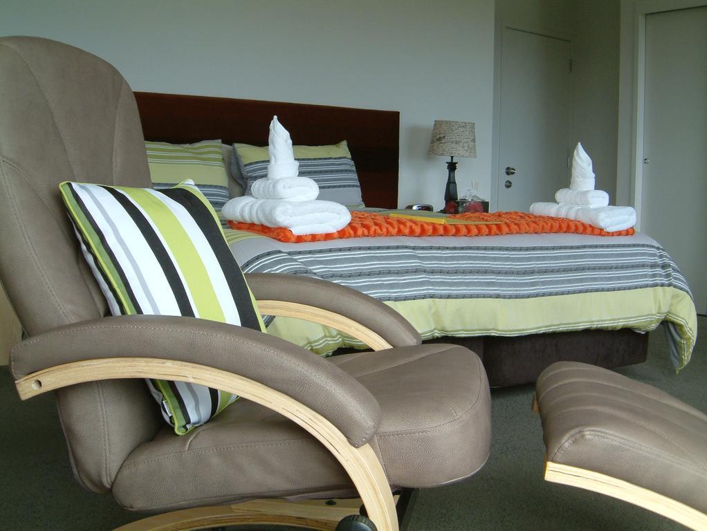 Baywaterviews Bed and Breakfast Haruru Eksteriør billede