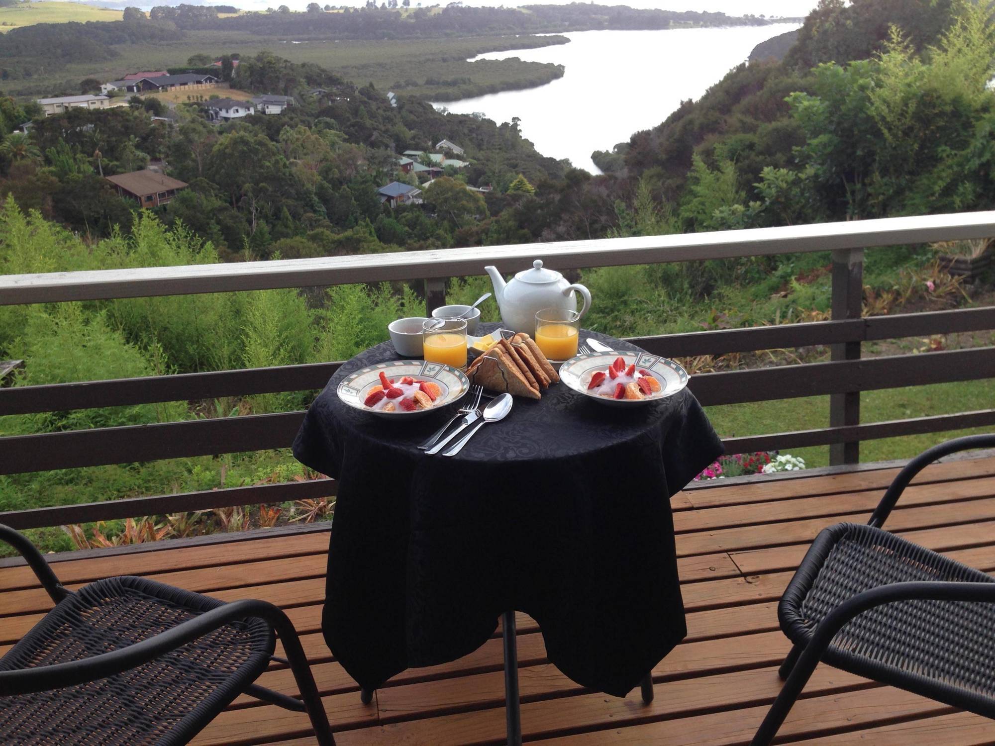 Baywaterviews Bed and Breakfast Haruru Eksteriør billede